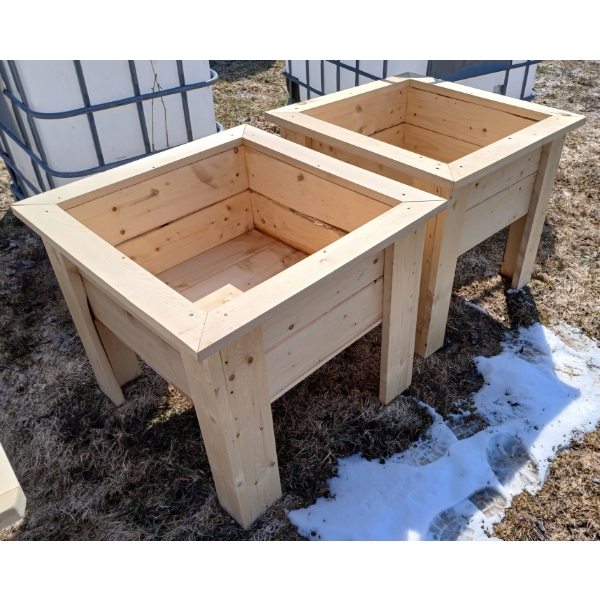 LOT OF 2 - NEW SPRUCE/CEDAR PLANTERS 