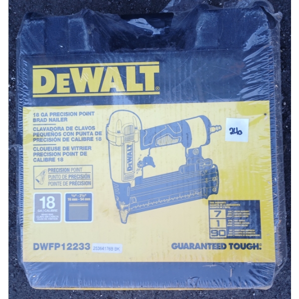 DEWALT 18 GA PRECISION POINT BRAD NAILER