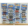 Image 1 : LOT OF 30 - HOTWHEELS - HYDROJET, SPLATTER PAINT SERIES, STEEL PASSION, ETC