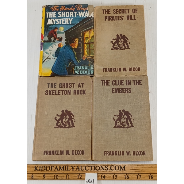 LOT OF 4 - 1945 & 1950's HARDY BOYS NOVELS BY FRANKLIN W. DIXON - HARDCOVERS