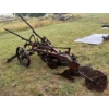 Image 2 : INTERNATIONAL 3 FURROW PLOW - SEMI MOUNT - 12 INCH BOTTOMS