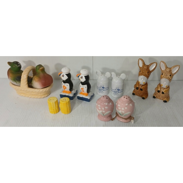 LOT OF 6 - SALT & PEPPER SHAKER SETS - DISNEY, CORN COBBS, SITTING DUCKS, ETC
