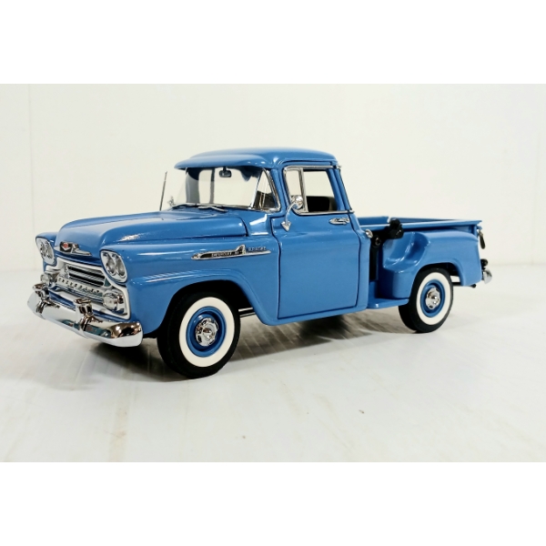DANBURY MINT DIECAST 1958 CHEVROLET APACHE MODEL