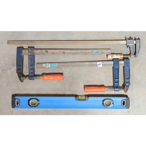 LOT OF 4 - LEVEL & CLAMPS