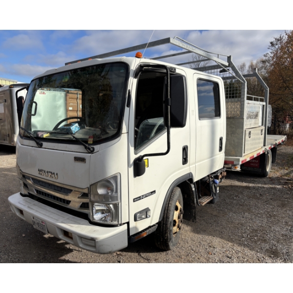 ISUZU DIESEL NPR HD FLATBED TRUCK -  2016 - 85,713 KM