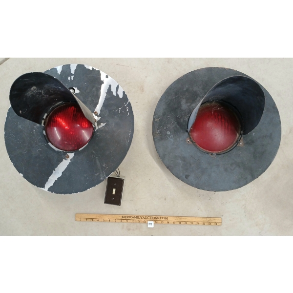 LOT OF 2 - RAILWAY TRAFFIC LIGHTS
