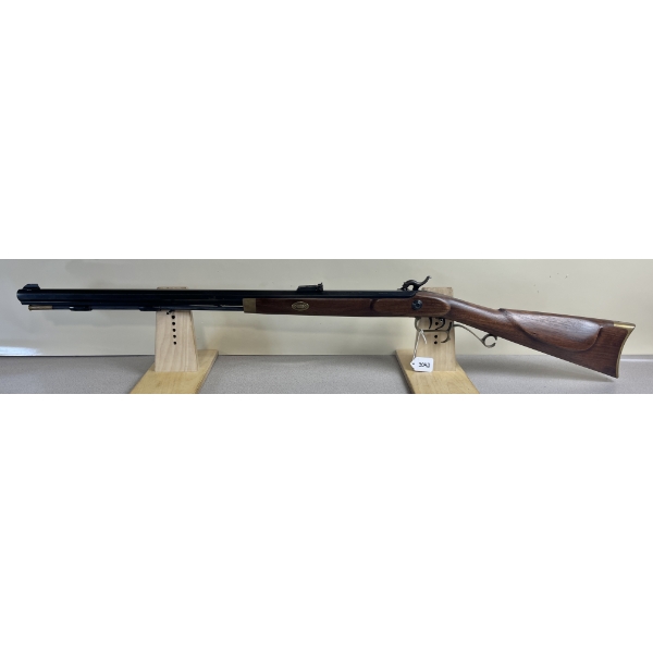 THOMPSON CENTER HAWKEN IN .50 BP 