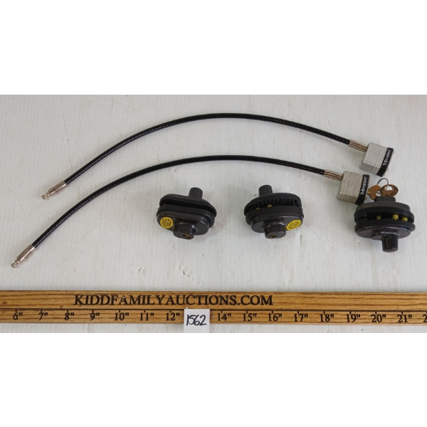 LOT OF 5 - TRIGGER LOCKS W/ KEYS