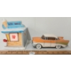 Image 5 : LOT OF 2 - CERAMIC CLASSIC CAR MODEL & DAIRY QUEN LIGHT UP DISPLAY