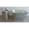 Image 1 : LOT OF 2 - METAL WATERING CAN & WASH TUB