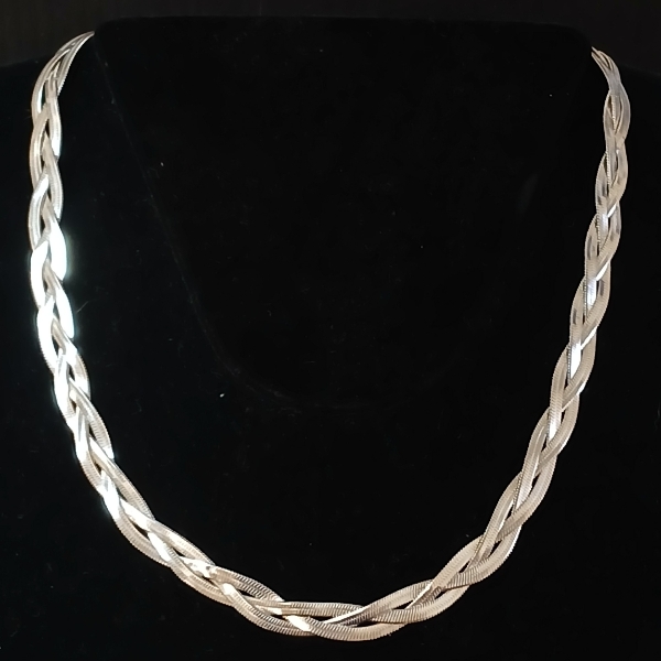 PLATINUM PLATED TRIPLE TWISTED SERPENTINE NECKLACE