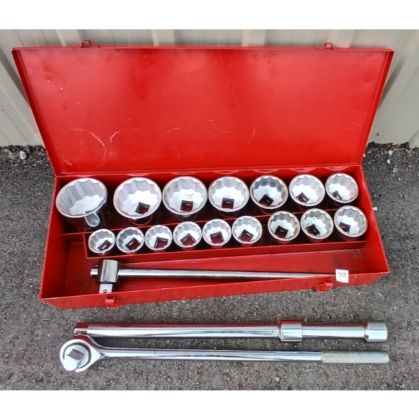 SOCKET SET - 1IN DR.