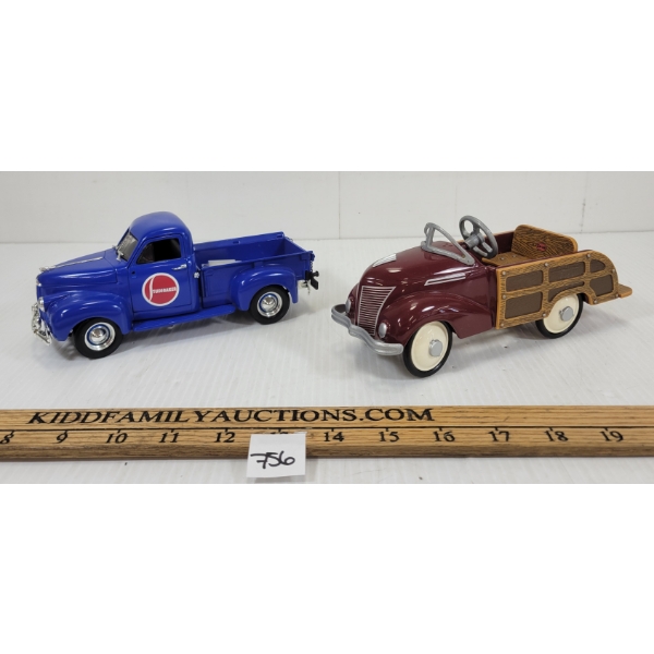 LOT OF 2 - DIECAST VEHICLES - INCL ERTL STUDEBAKER & KIDDIE CAR 1939 FORD STATION WAGON