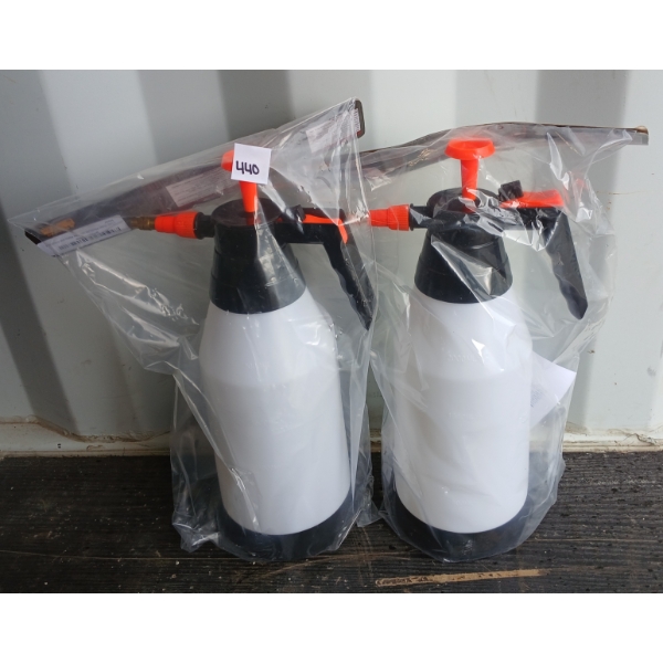 LOT OF 2 - BE AGRI EASE HANDHELD SPRAYERS - 2L