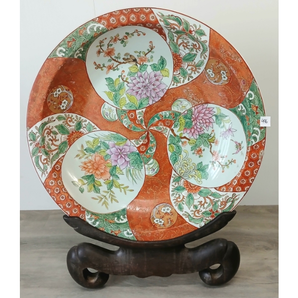CHINESE PORCELAIN CHARGER PLATE W/ STAND