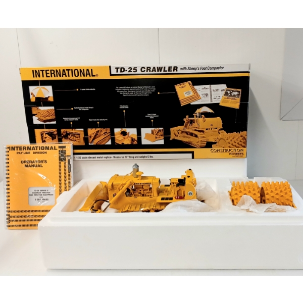 1ST GEAR CONSTRUCTION PIONEERS DIECAST INTERNATIONAL TD-25 CRAWLER