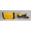 Image 5 : LOT OF 2 - DEWALT BRUSHLESS MOTOR 18GA BRAD NAILER & BLUETOOTH SPEAKER