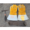 Image 2 : JOB LOT - 2 PAIRS WELDING GLOVES,  PICK HAMMER, BELT LATCH