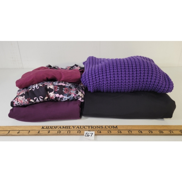 LOT OF 5 - WOMEN'S MINIMUM & WESC T-SHIRT, BLOUSES & KNIT SWEATER - FT JENA, WITTA, DIANA, ETC