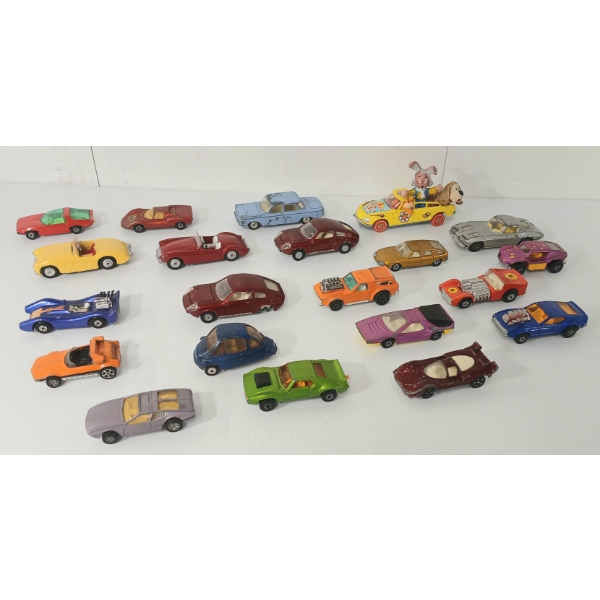 LOT OF 21 - CORGI & MATCHBOX DIECAST CARS