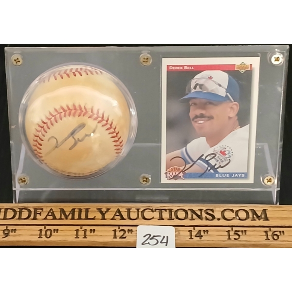 1991 UDC MLB TORONTO BLUE JAYS DERRECK BELL CARD & BASEBALL - AUTOGRAPHED