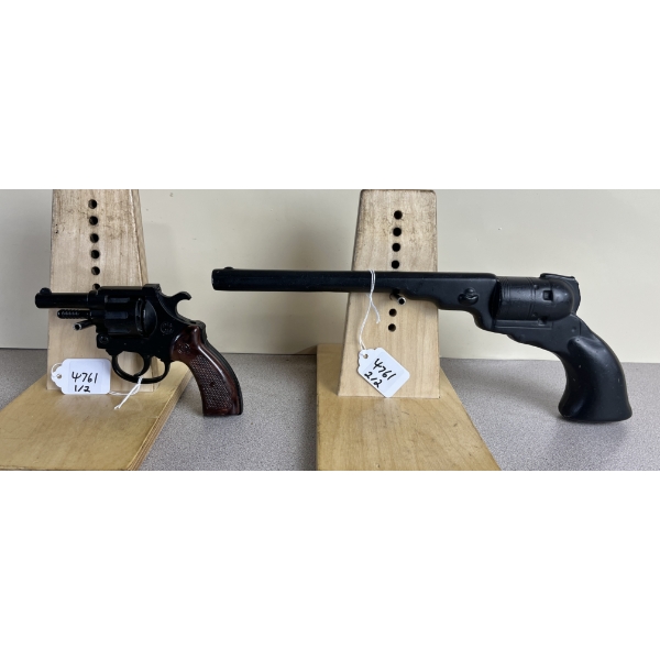 LOT OF 2: ITALIAN BLANK PISTOL IN .22 BLANK AND NAVY STYLE TOY GUN 