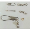 Image 2 : JOB LOT - FISHING ATTACHMENTS W/ CASE, PARA CORDS & DURAMAX XL GLOVES