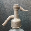 Image 8 : PETERBOROUGH BOTTLING WKS. - CLEAR ACID-ETCHED - 30OZ SYPHON BOTTLE