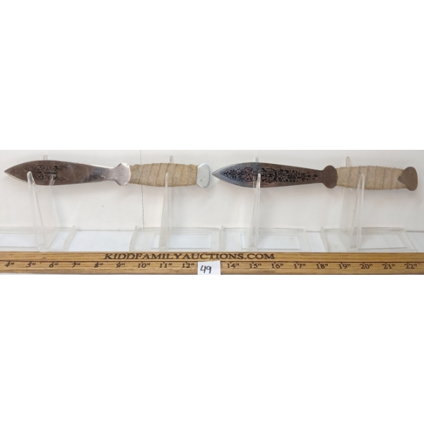 LOT OF 2 - JAPANESE THROWING KNIVES