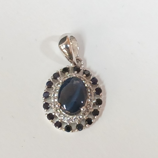 NATURAL STAR BLUE SAPPHIRES & STERLING SILVER PENDANT