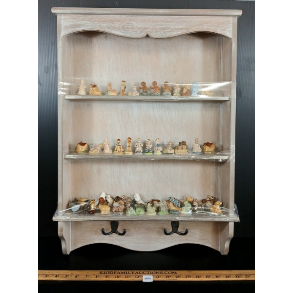 QTY OF RED ROSE WADE FIGURINES W/ SHELF