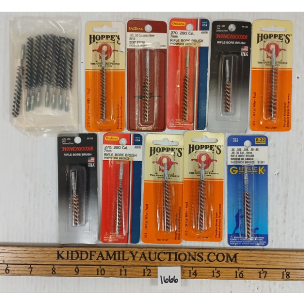 SMALL QTY OF MISC RIFLE BRUSHES