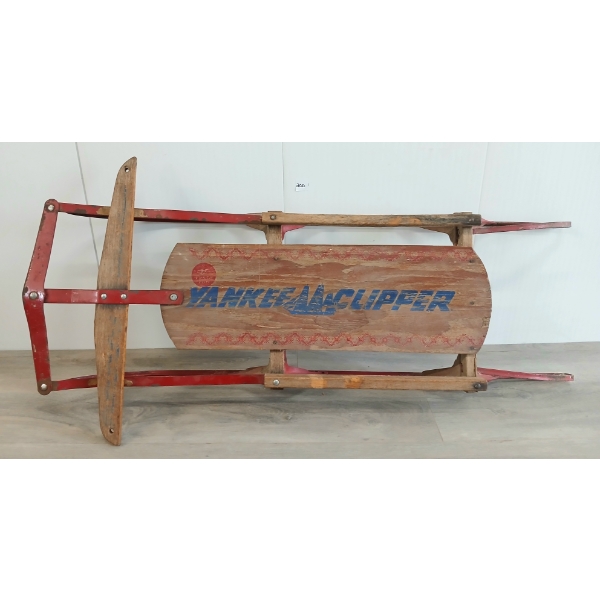 YANKEE CLIPPER FLEXIBLE FLYER SLED