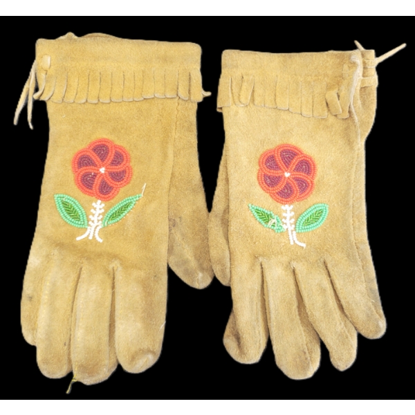 PAIR OF TANNED MOOSE LEATHER & BEADED GLOVES