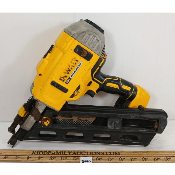 DEWALT 20V FRAMING NAILER
