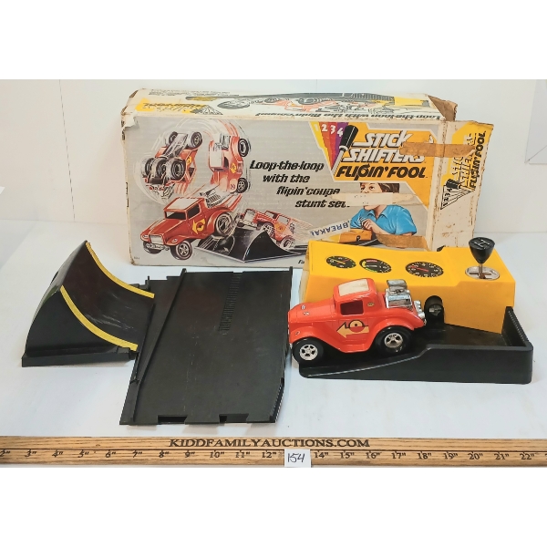 STICK SHIFTER'S FLIPIN' FOOL - RC CAR & RAMP SET