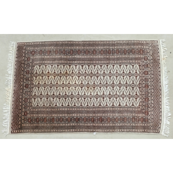 TURKISH(?) DIAMOND PATTERNED RUG