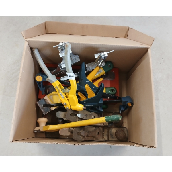 JOB LOT - WOOD WORKING TOOLS - INCL PLANERS & RIVETER, ETC.