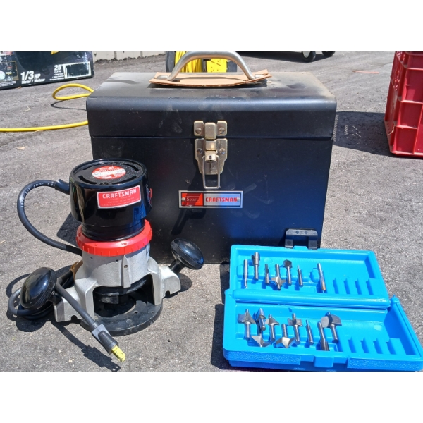 CRAFTSMAN ROUTER W/ BITS