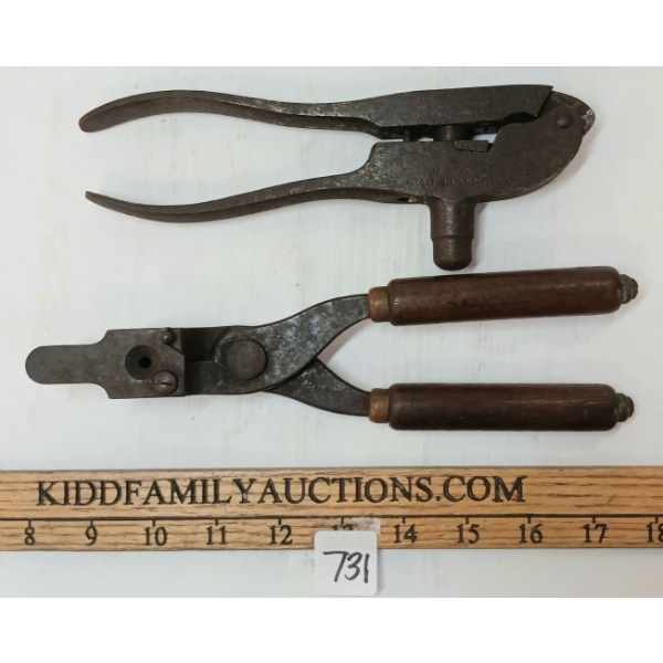 LOT OF 2 - WINCHESTER .32 W.C.F. BULLET MOULDS
