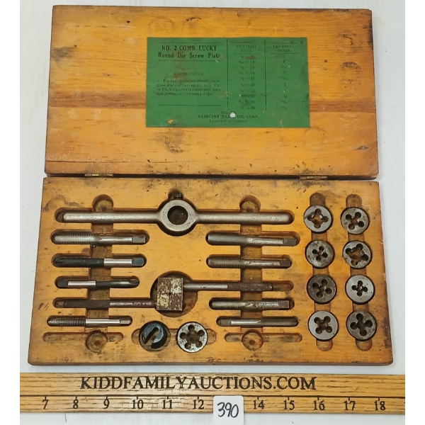 LUCKY TAP & DIE KIT