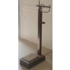 Image 3 : W.&T. AVERY DOCTOR'S SCALE - CHROME & WOOD DESIGN