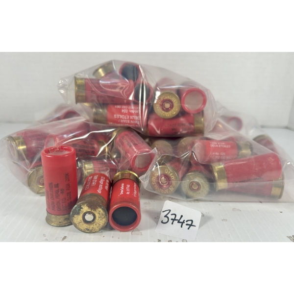 FLARES: APPROX 60X 12 GAUGE SHORT FLARES