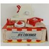 Image 4 : HASBRO FROSTY-FREEZE ICE CREAMER W/ ORIG BOX