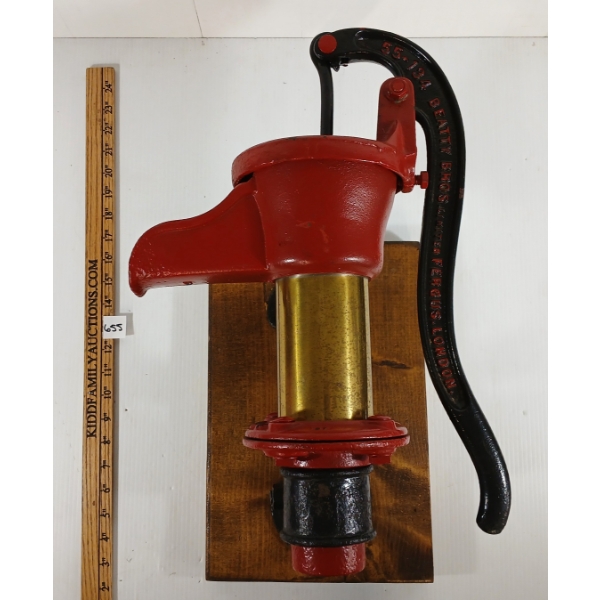 55-134 BEATTY BROS. PUMP ON BASE