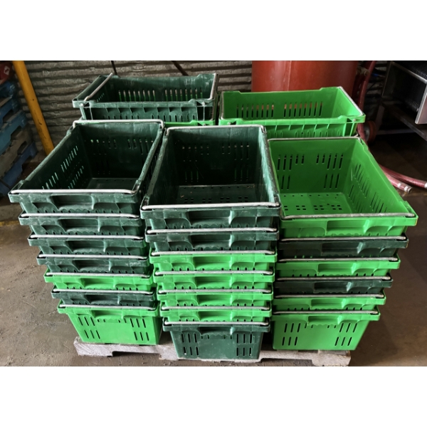 LOT OF 35 PICKING BASKETS 
