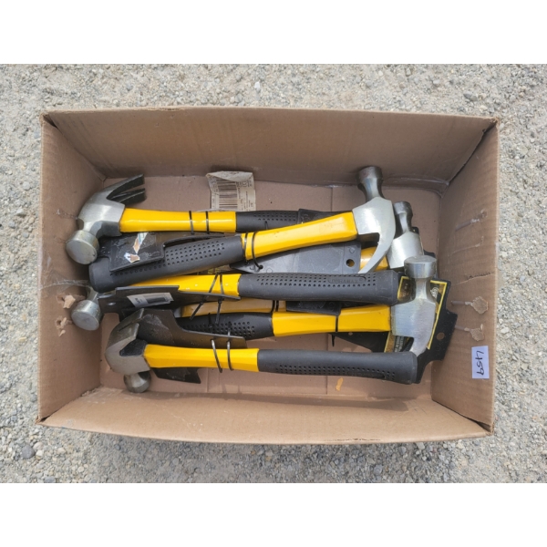 LOT OF 7 - DURAMAX PRO 8OZ HAMMERS