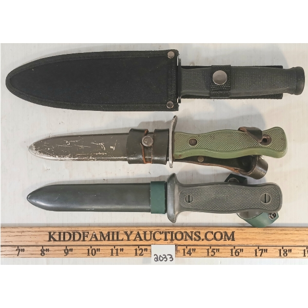 LOT OF 3 - MISC HUNTING KNIVES - INCL ROSTFREI