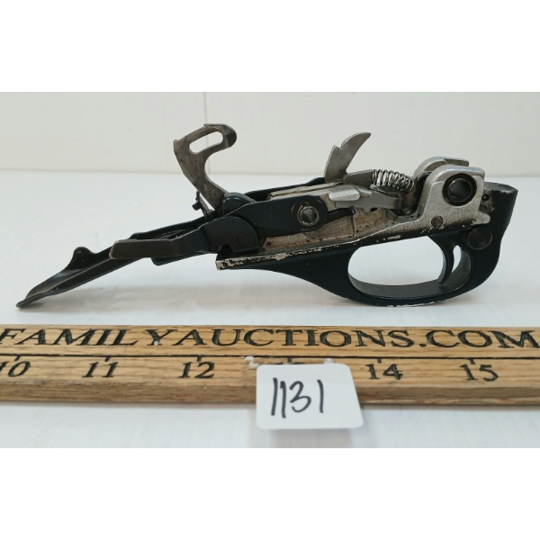 REMINGTON 1100 12 GA STANDARD TRIGGER ASSEMBLY