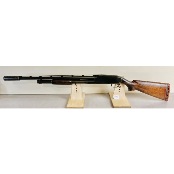 WINCHESTER MODEL 12 STANDARD TRAP IN 12 GA 